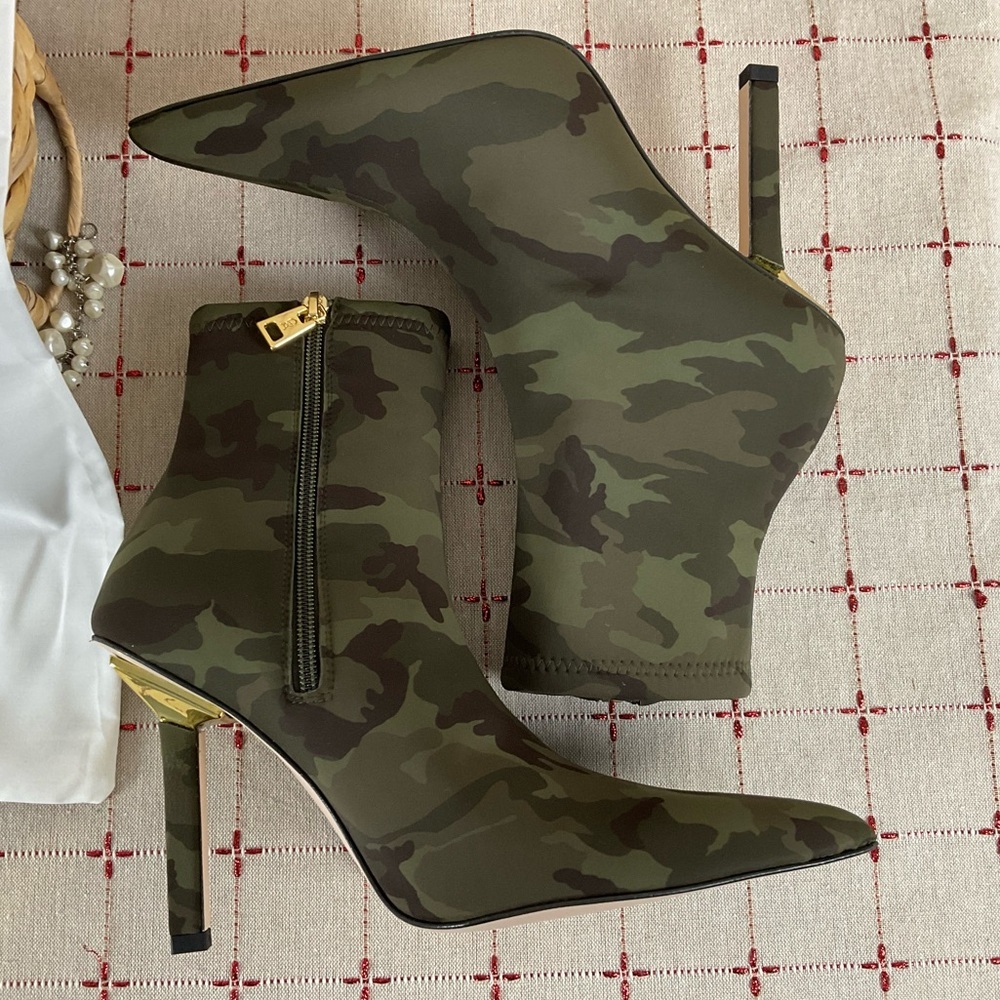 Good American Army Camouflage Ankle Boots Pointed Toe Stiletto Neoprene Bootie 9 - Picture 8 of 8